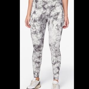 Lululemon Wunder Under Tie dye